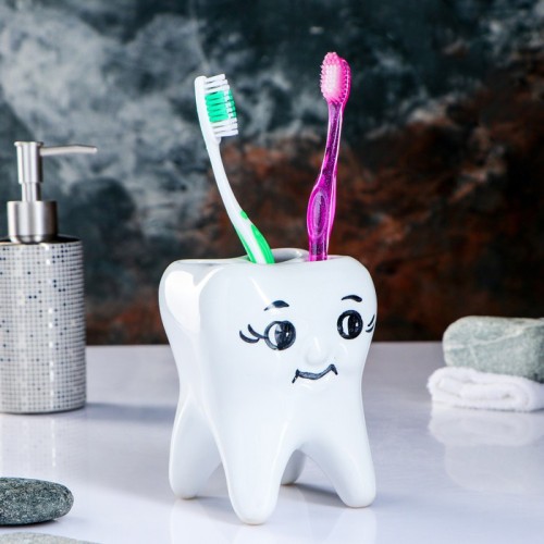 Стакан для зубных щеток "Зуб" 